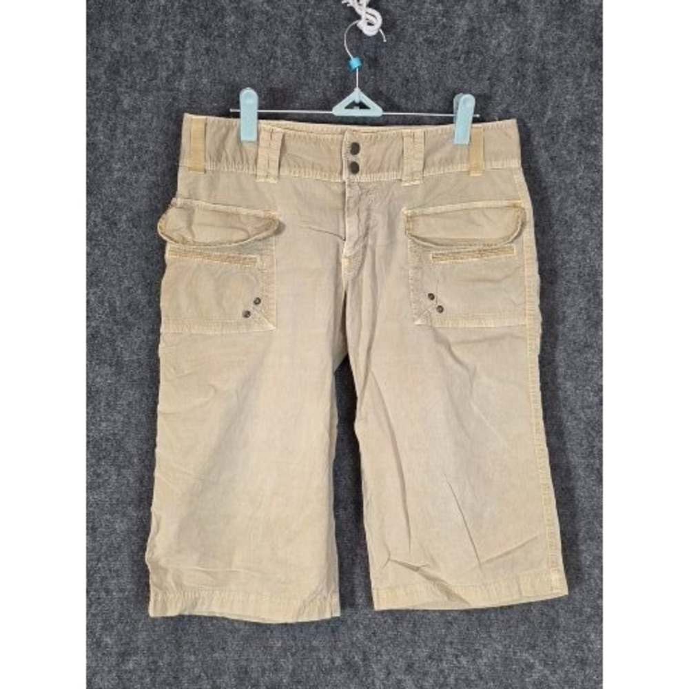 VTG Old Navy Womens Tan Khaki Low Rise Cargo Shorts Size 6 Utility Y2K Summer